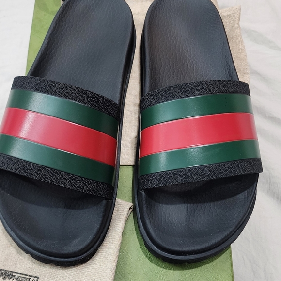 Mens Gucci Slides - Picture 2 of 6